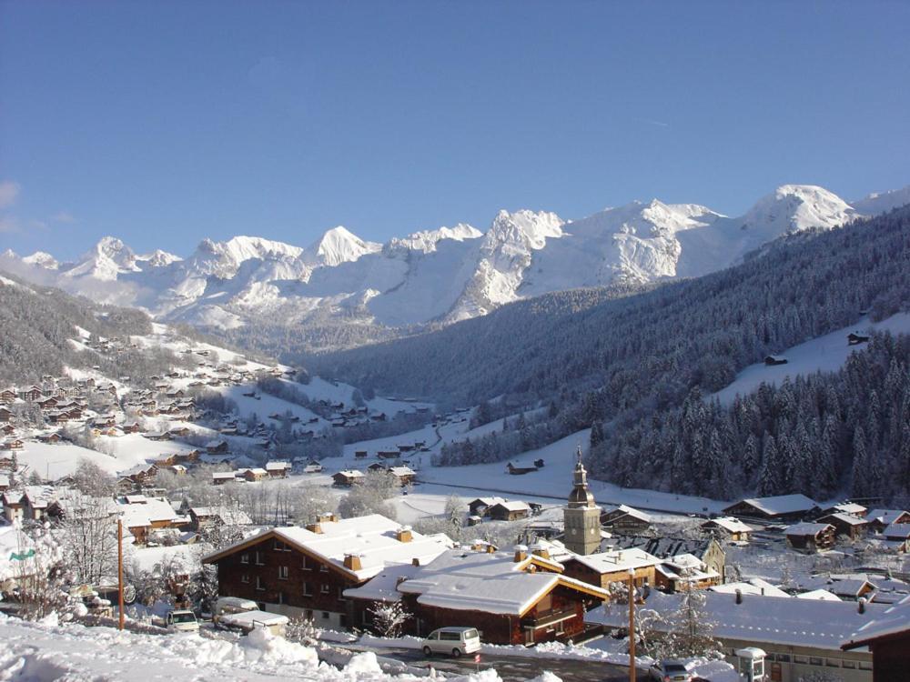 Village Vacances Le Savoy Le Grand-Bornand Exterior photo